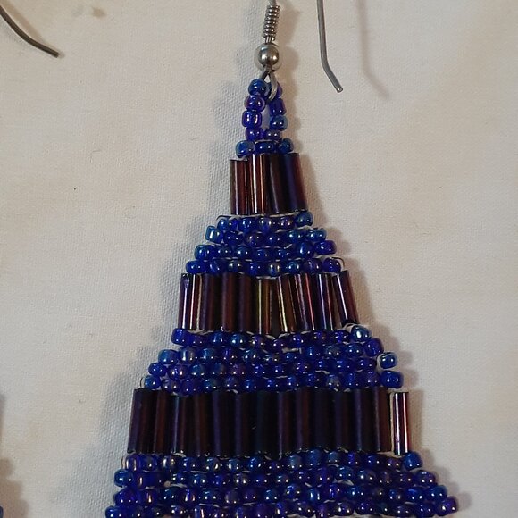 Vintage Purple Beaded Earrings - Picture 2 of 3